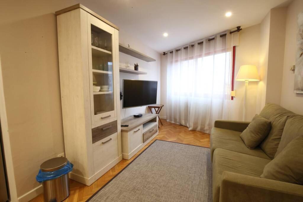 Apartamento Oviedo Las Palomas Bagian luar foto